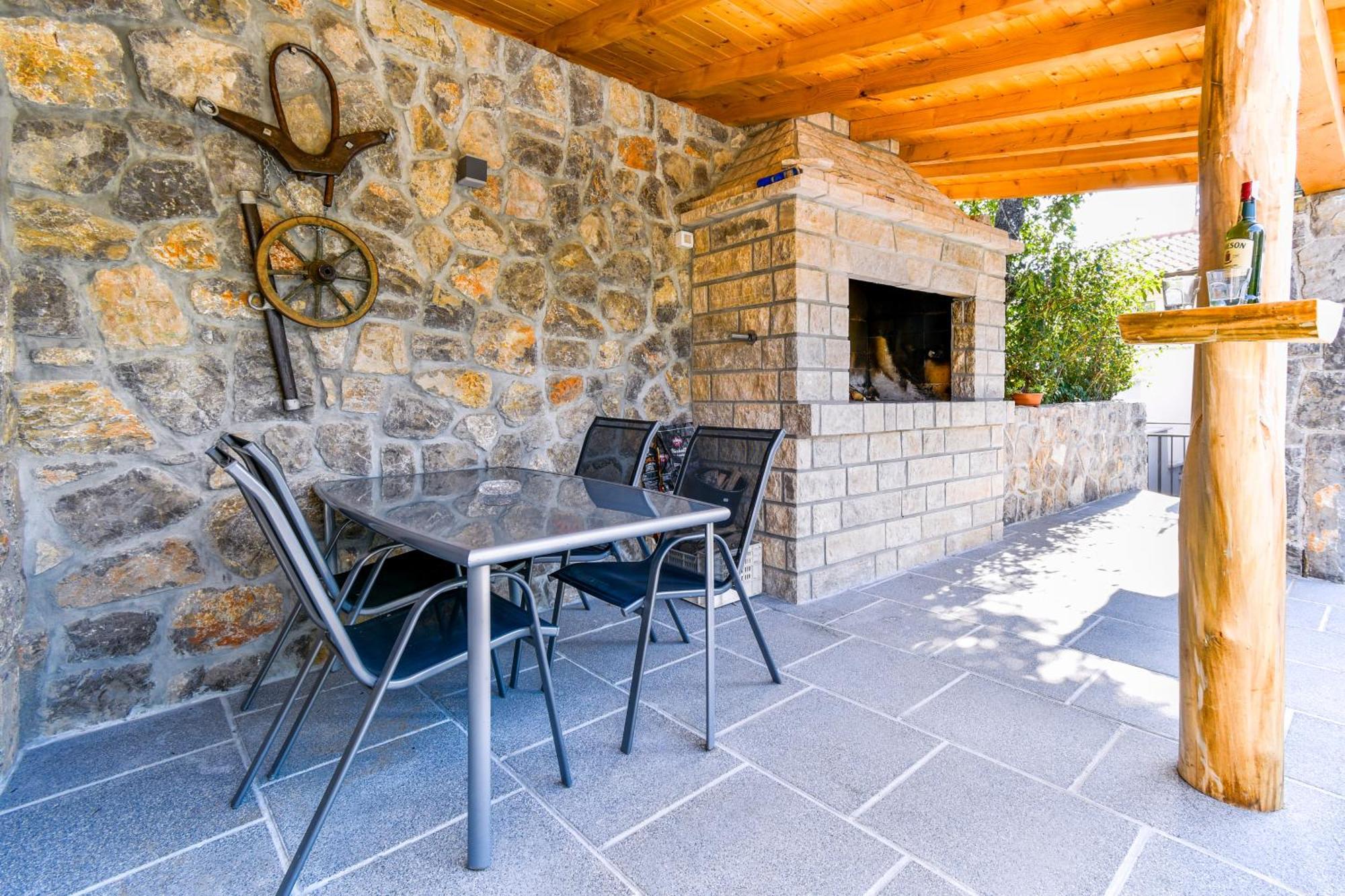 Apartman Lavanda Sa Bazenom I Okucnicom 4* Hreljin Kültér fotó