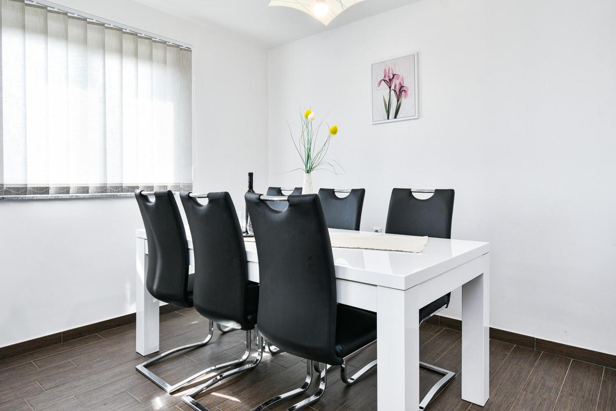 Apartman Lavanda Sa Bazenom I Okucnicom 4* Hreljin Kültér fotó